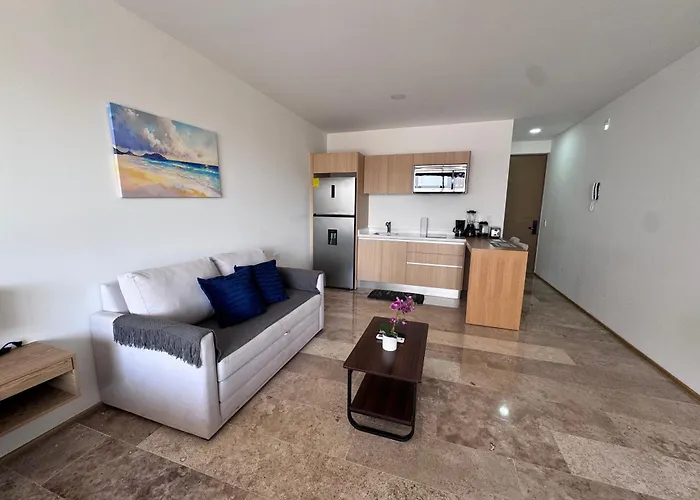 Stylish Near 5th Avenue With Ocean Views * Playa del Carmen
