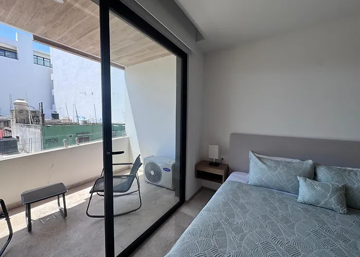 Stylish Near 5th Avenue With Ocean Views Apartamento Playa del Carmen